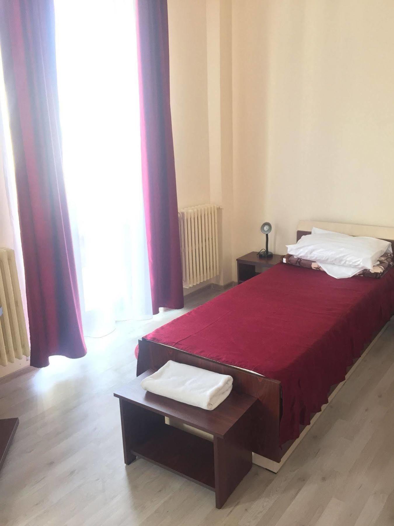Hotel Continental City Center Iasi Exterior photo